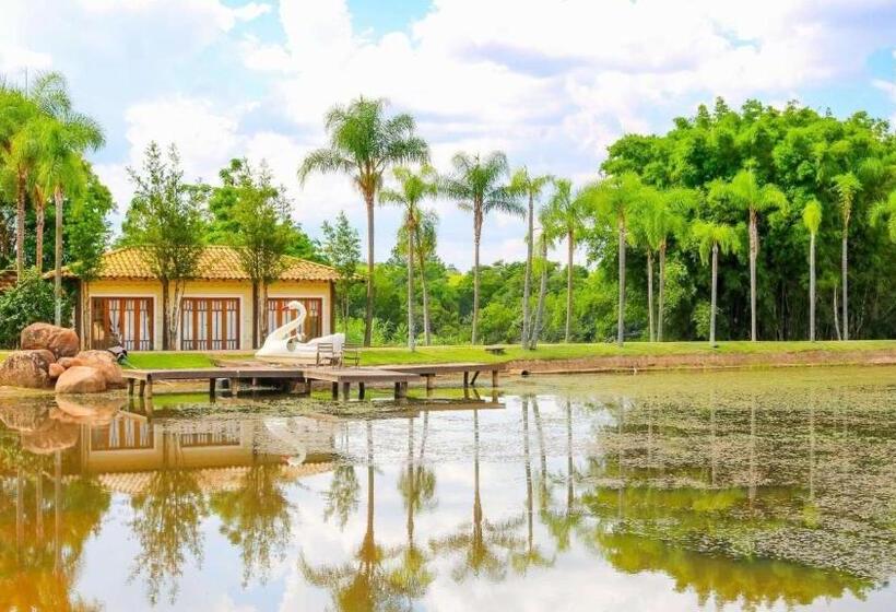 스탠다드 방갈로 정원 전망, Resort Das Oliveiras