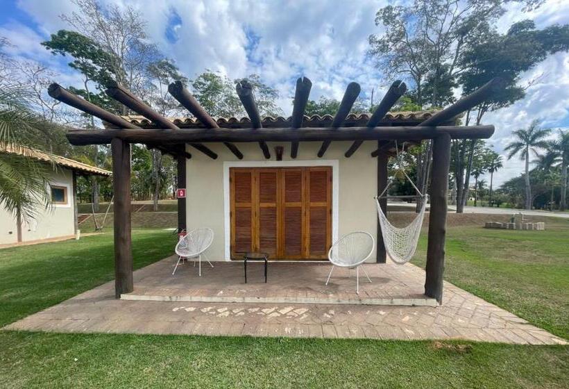 بنجلو قياسى, Resort Das Oliveiras