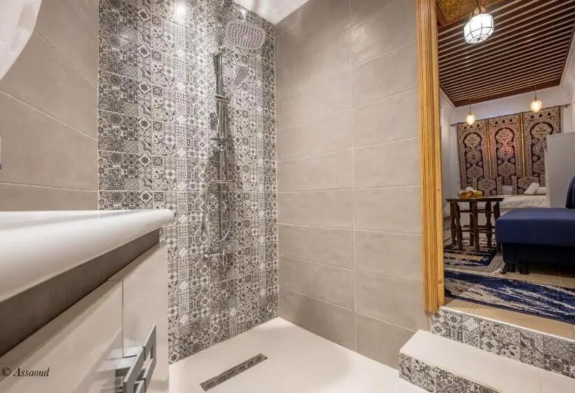 Deluxe-huone, Riad Bin Souaki
