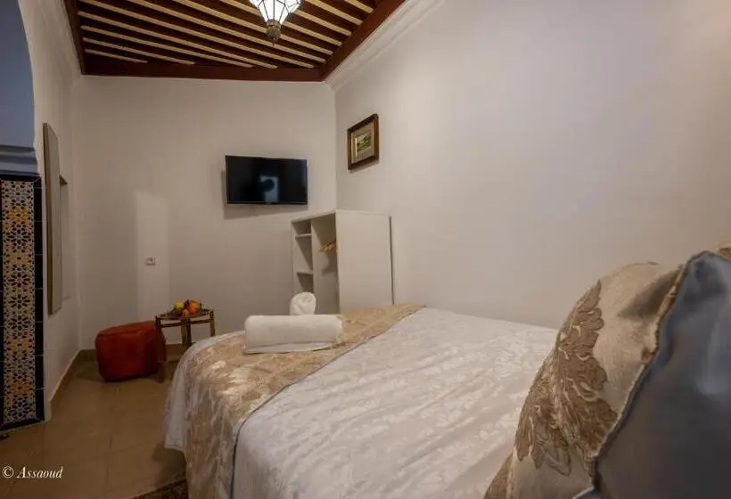 Standard-huone, Riad Bin Souaki