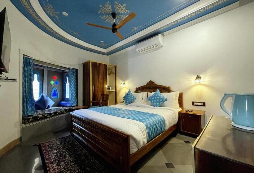 Президентский Люкс, Aaj Haveli   Lake Facing Boutique Hotel By Levelup Hotels