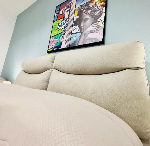 اتاق استاندارد سه نفره, Colle Greco