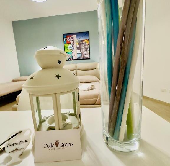 اتاق استاندارد سه نفره, Colle Greco