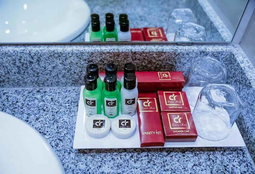 주니어 스위트, Devon Rest