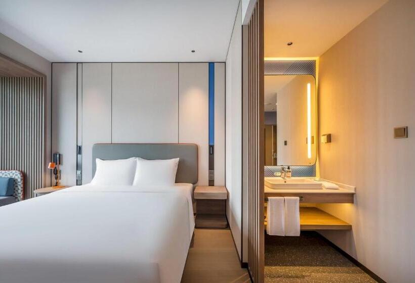 Стандартный Номер Кровать Кинг, Holiday Inn Express Jiangmen East Station, An Ihg