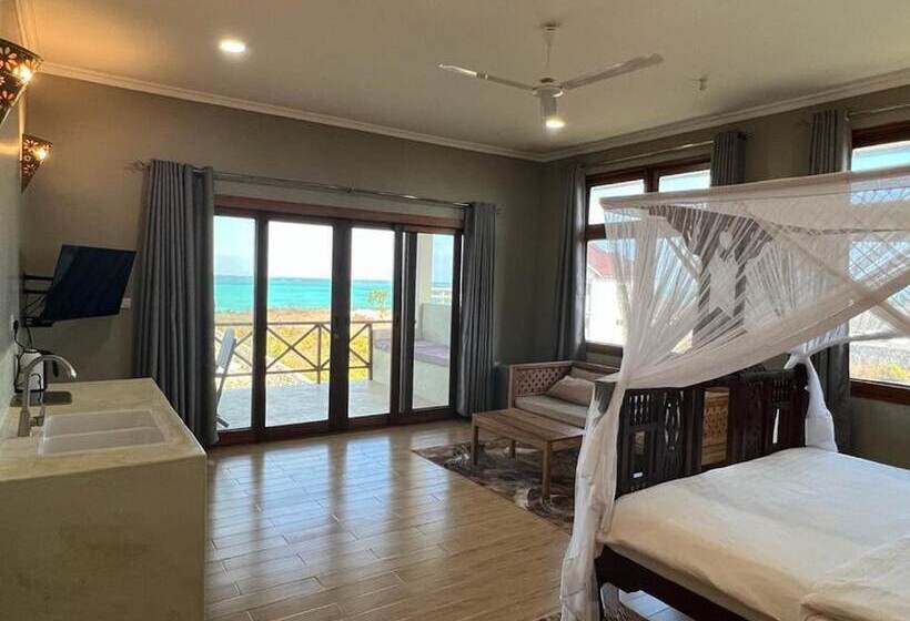 סוויטת ג'וניור נוף לים, Aquamarina Hotel