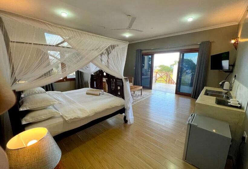 סוויטת ג'וניור נוף לים, Aquamarina Hotel