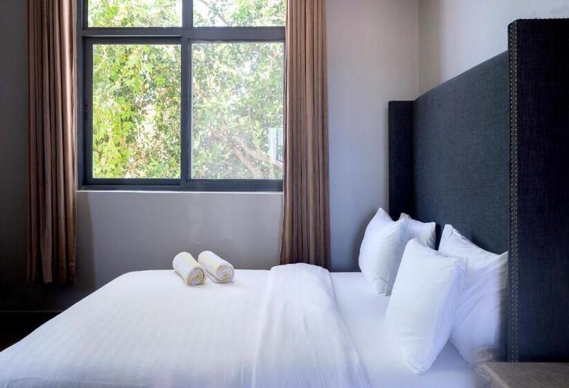 דירת 2 חדרי שינה עם נוף לגינה, Aquamarina Hotel