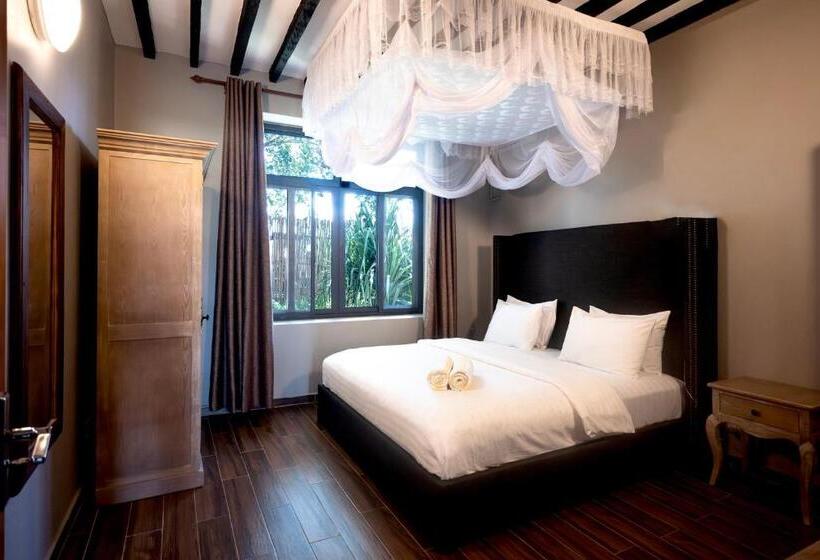 דירת 2 חדרי שינה עם נוף לגינה, Aquamarina Hotel