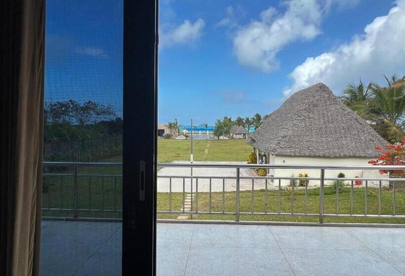 דירת 2 חדרים נוף לים, Aquamarina Hotel