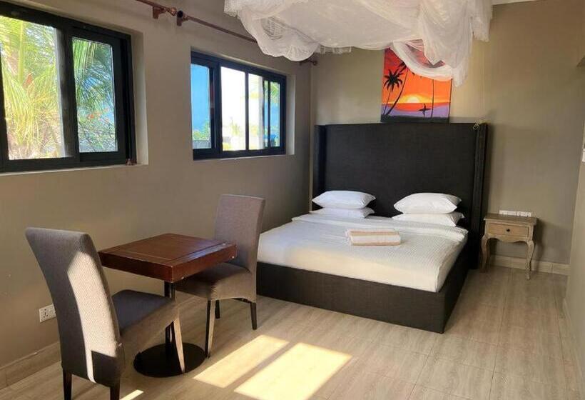 디럭스 룸, Aquamarina Hotel