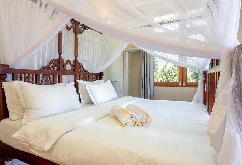 סוויטת ג'וניור נוף לים, Aquamarina Hotel