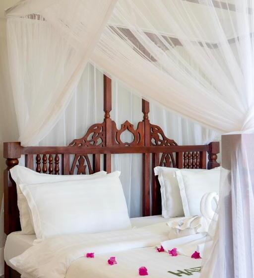 סוויטת ג'וניור נוף לים, Aquamarina Hotel