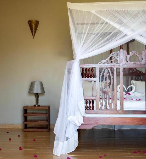 סוויטת ג'וניור נוף לים, Aquamarina Hotel