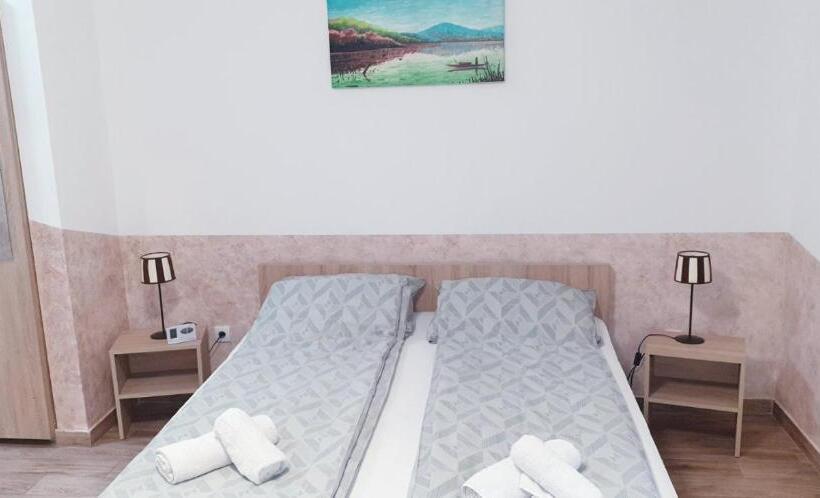 اتاق استاندارد با بالکن, Vila Senić