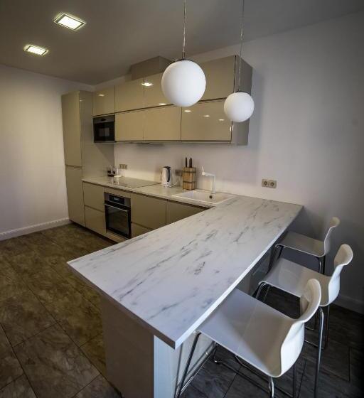 آپارتمان 1 خوابه, Mieterlux 22