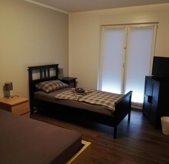 Апартаменты 3 Спальни, Apartmenthaus Mehrow