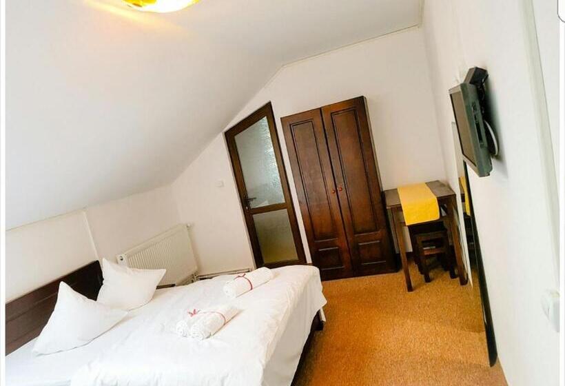 غرفة قياسية رباعية, Cabana Alena