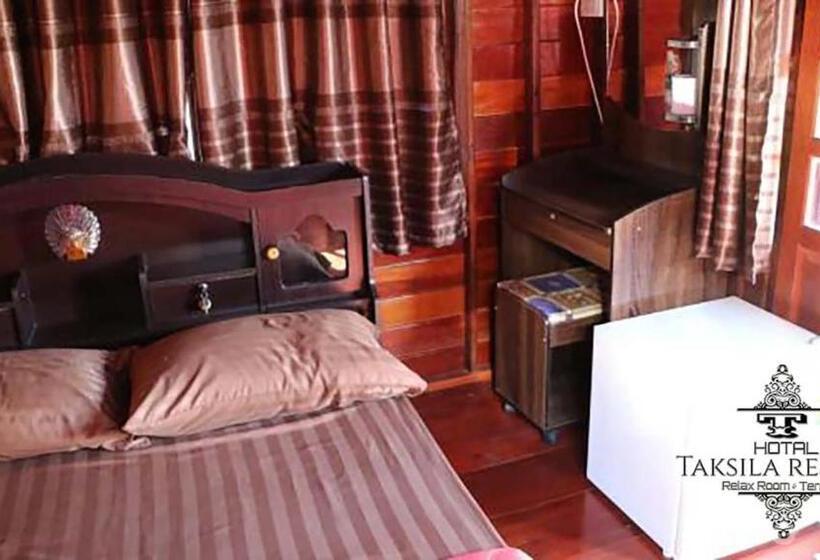 اتاق استاندارد با چشم‌انداز باغ, Taksila Resort ฏักร์ศิลารีสอร์ท