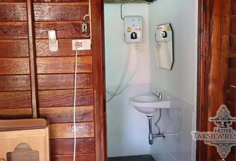 ガーデンビュースタンダードルーム, Taksila Resort ฏักร์ศิลารีสอร์ท