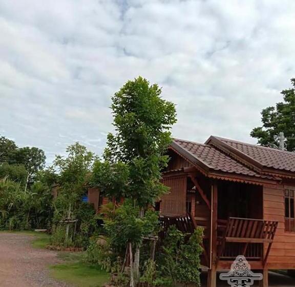 اتاق استاندارد با چشم‌انداز باغ, Taksila Resort ฏักร์ศิลารีสอร์ท