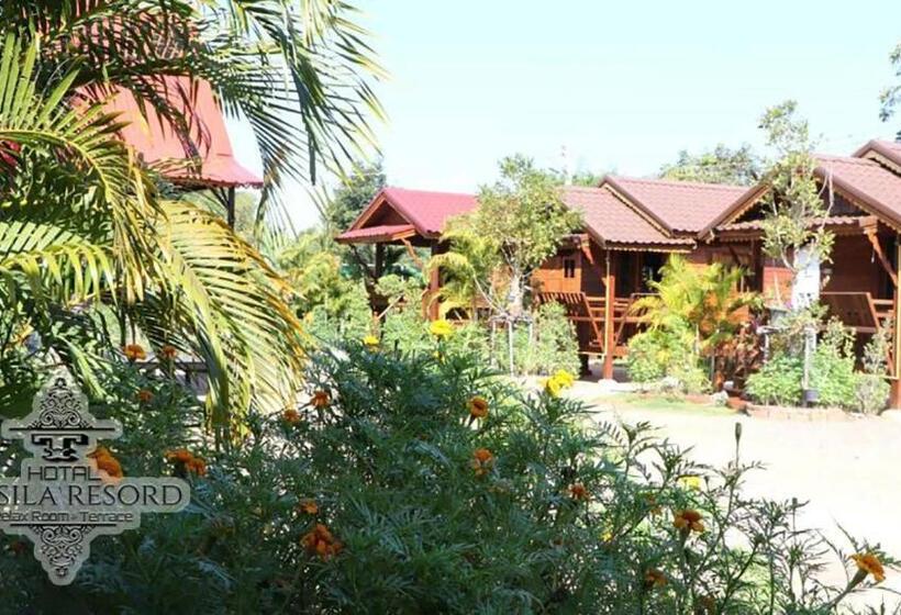 اتاق استاندارد با چشم‌انداز باغ, Taksila Resort ฏักร์ศิลารีสอร์ท
