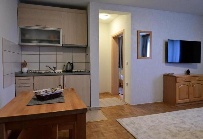 سوییت خانوادگی, Vila Danica