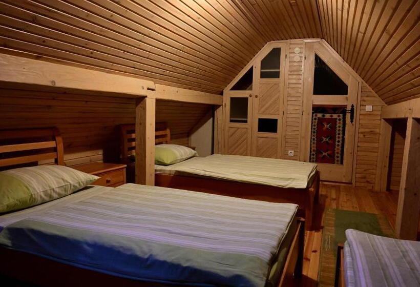 Deluxe Suite King Bed, Vila Danica