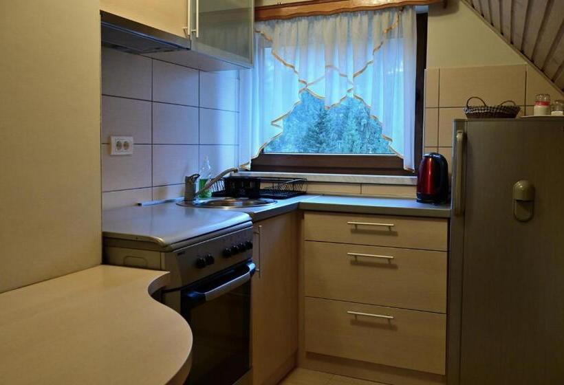 Deluxe Suite King Bed, Vila Danica