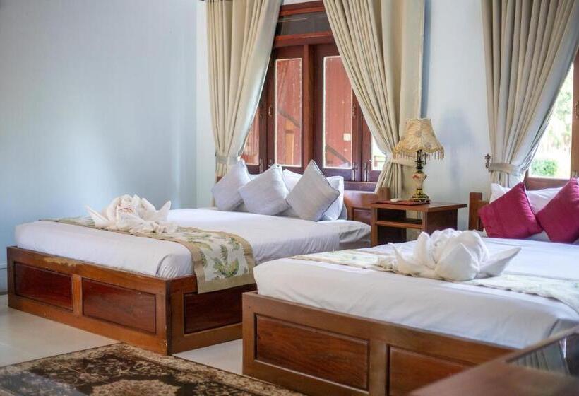 Номер Deluxe с Балконом, Phum Khmer Resort