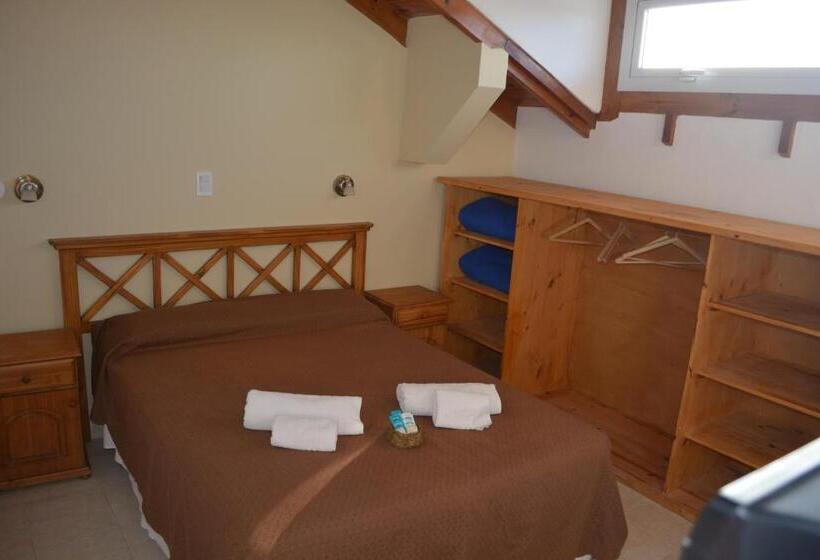 דירת חדר, Alamos