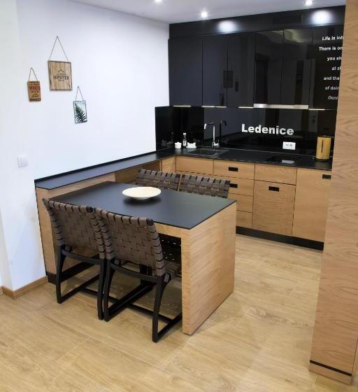 آپارتمان 1 خوابه, Apart Hotel Mamut