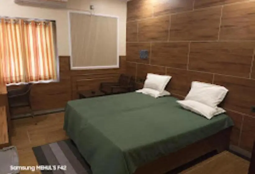 Chambre Deluxe, Ashoka Cuttack