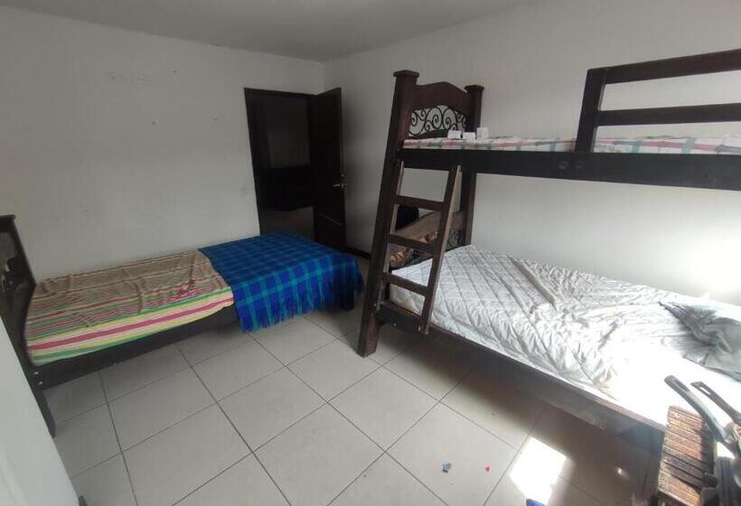 标准间, Habitaciónes 2 Camas & Baño Privado