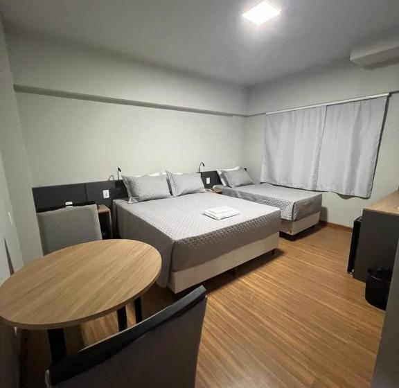 غرفة ديلوكس ثلاثية, Hoteis Cattoni