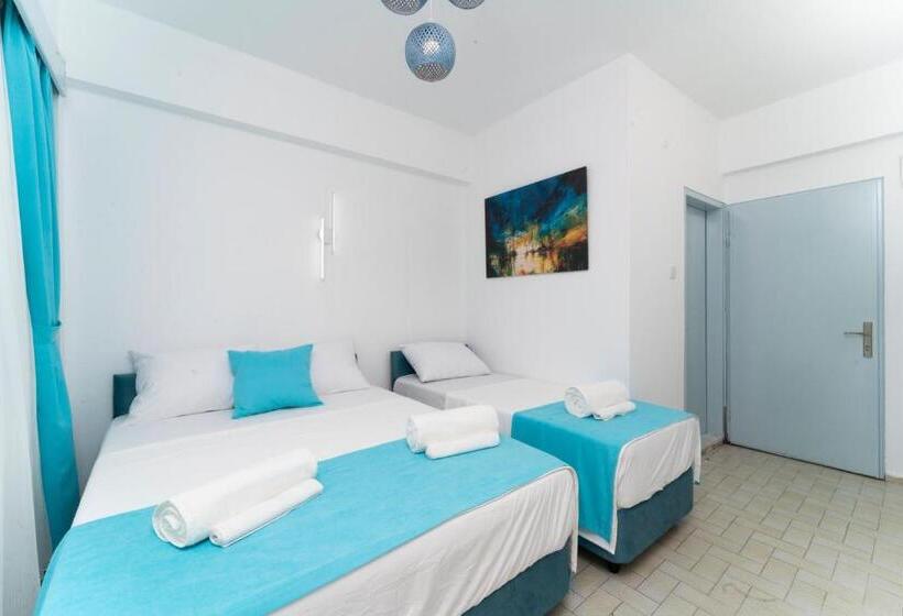 اتاق لوکس چهار تخته, Kemer Royal Beach