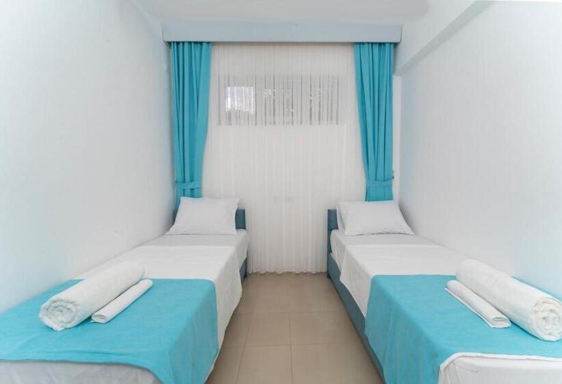 سوییت خانوادگی, Kemer Royal Beach