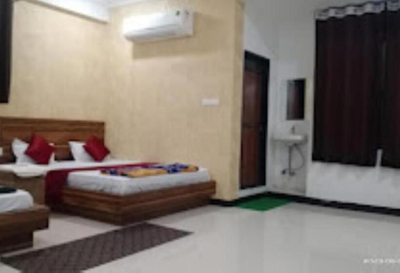 Fyrbädds Standardrum, Maharana Palace,maheshwar