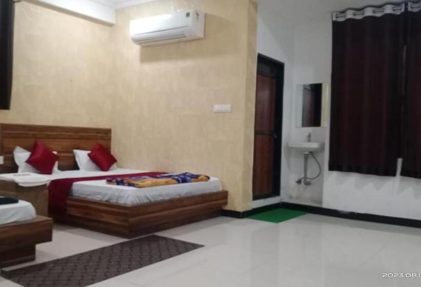 Fyrbädds Standardrum, Maharana Palace,maheshwar