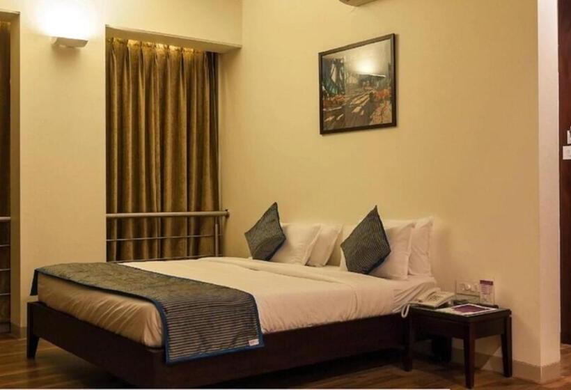 Номер Deluxe, Shree Palace,dewas