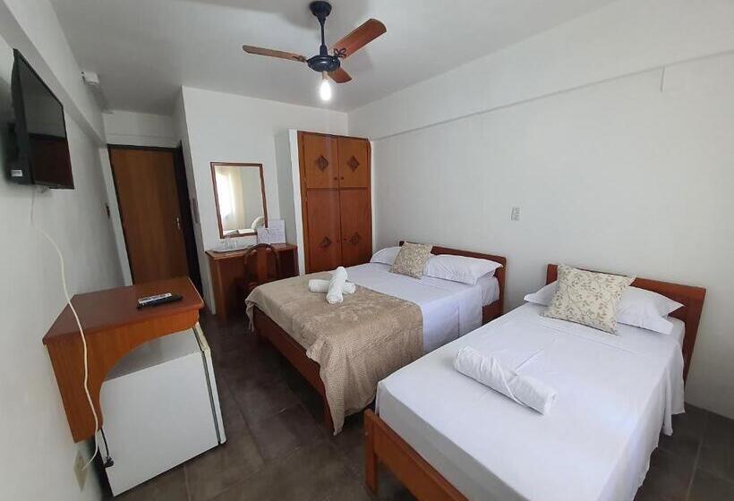 חדר סופריור לשלושה, Sulmar