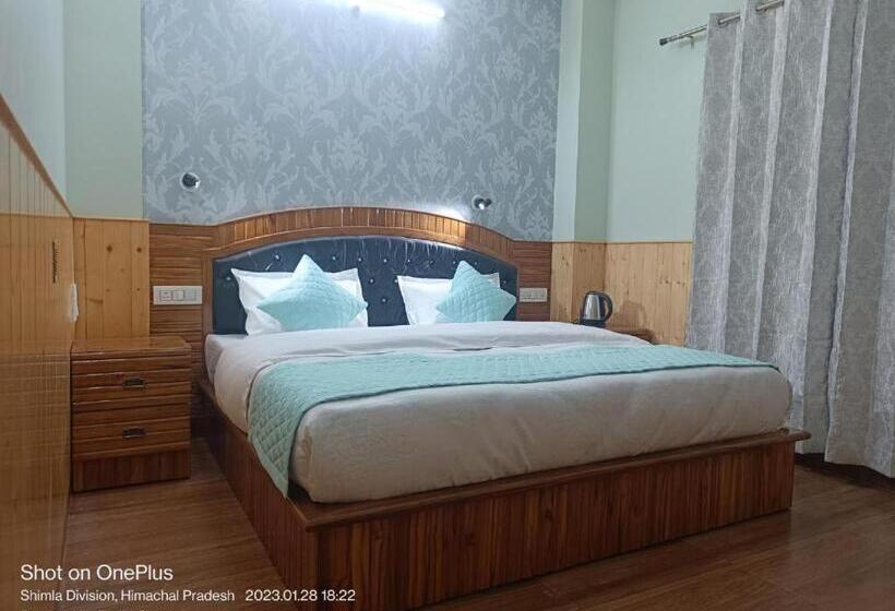 Номер Deluxe, The Royal Moon