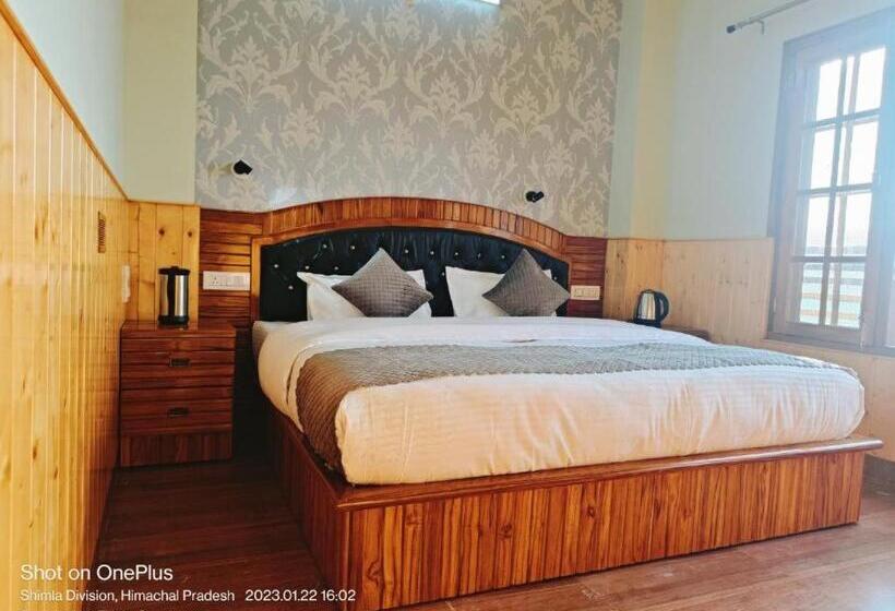 Номер Deluxe, The Royal Moon