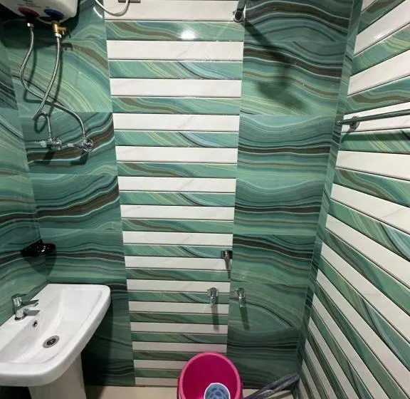 Deluxe-huone, Vinayak
