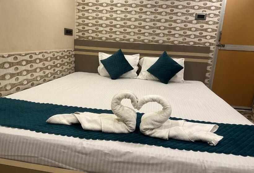 デラックスルーム, Vinayak