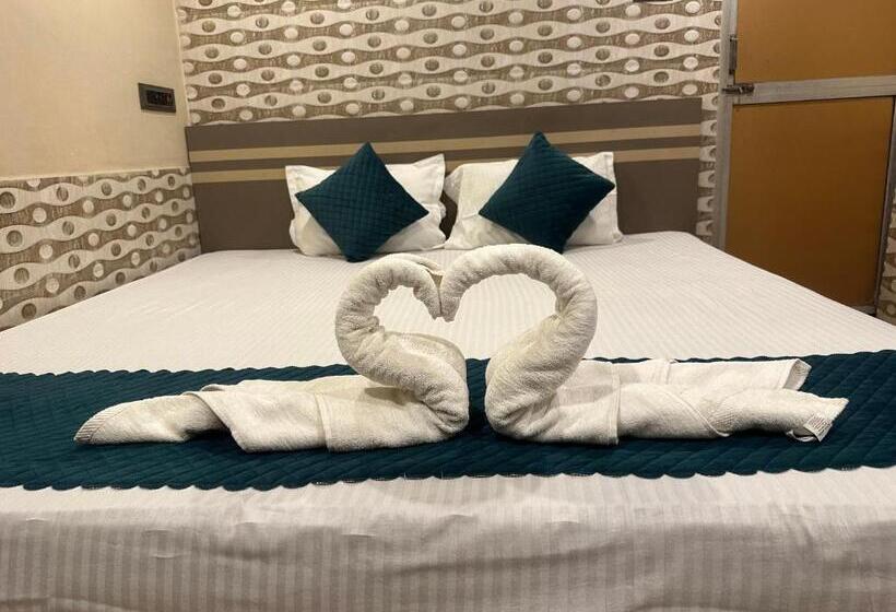 デラックスルーム, Vinayak