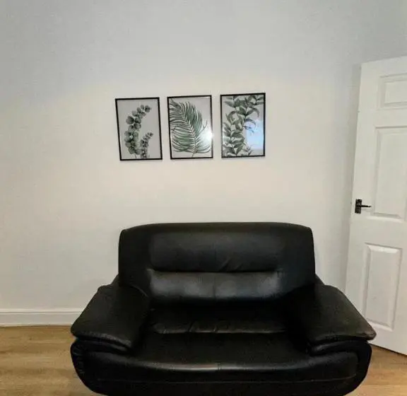 اتاق استاندارد, Lovely Town House Room 1