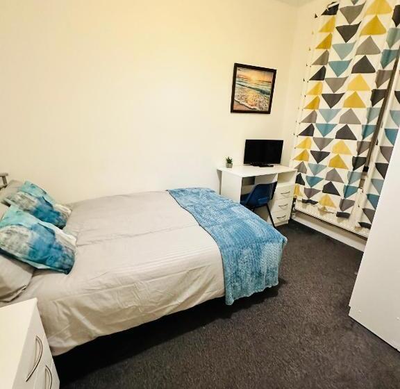 Номер Стандарт, Lovely Town House Room 1