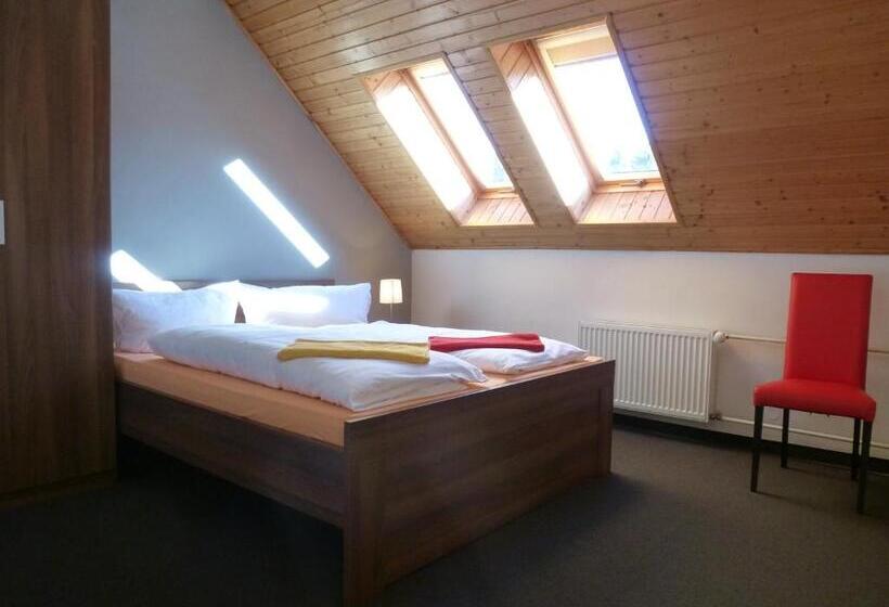 اتاق خانوادگی, Penzión Vodár