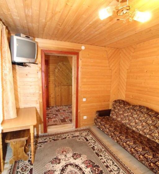 اتاق استاندارد سه تخته با سرویس بهداشتی مشترک, садиба Svitlana